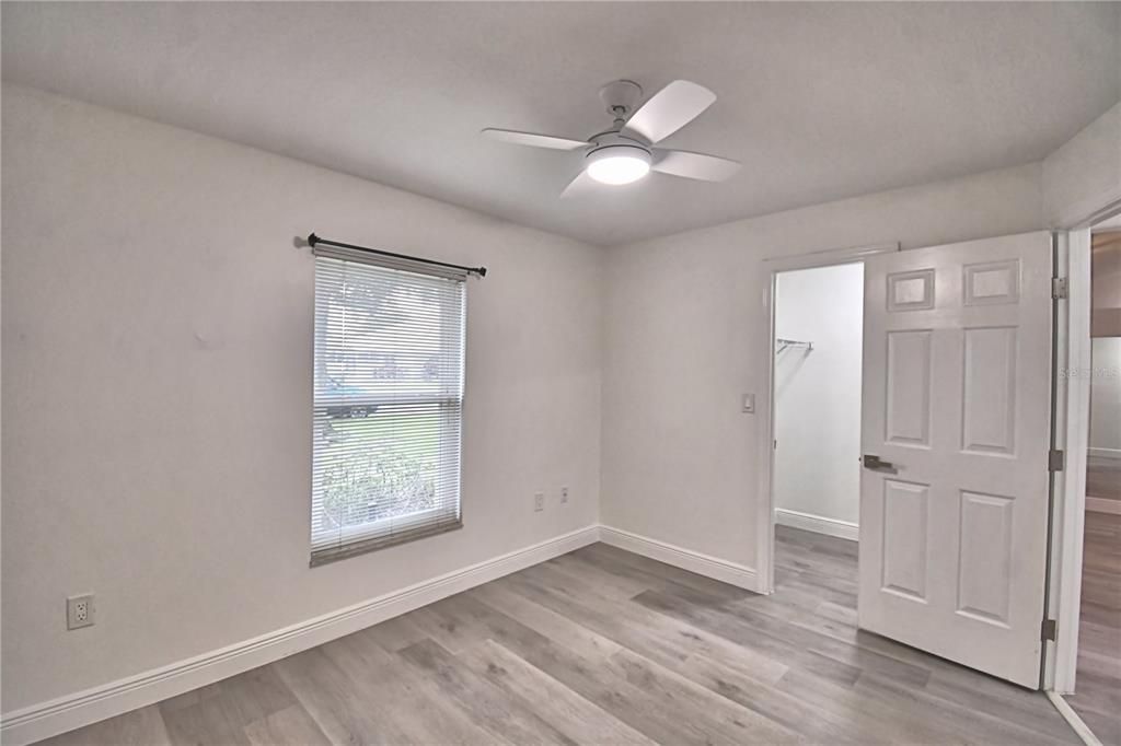 For Sale: $327,000 (3 beds, 2 baths, 1427 Square Feet)