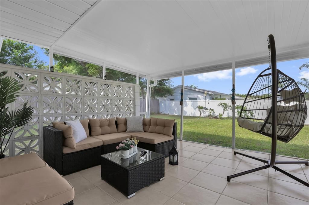 For Sale: $375,000 (3 beds, 2 baths, 1288 Square Feet)