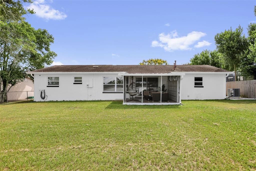 For Sale: $375,000 (3 beds, 2 baths, 1288 Square Feet)