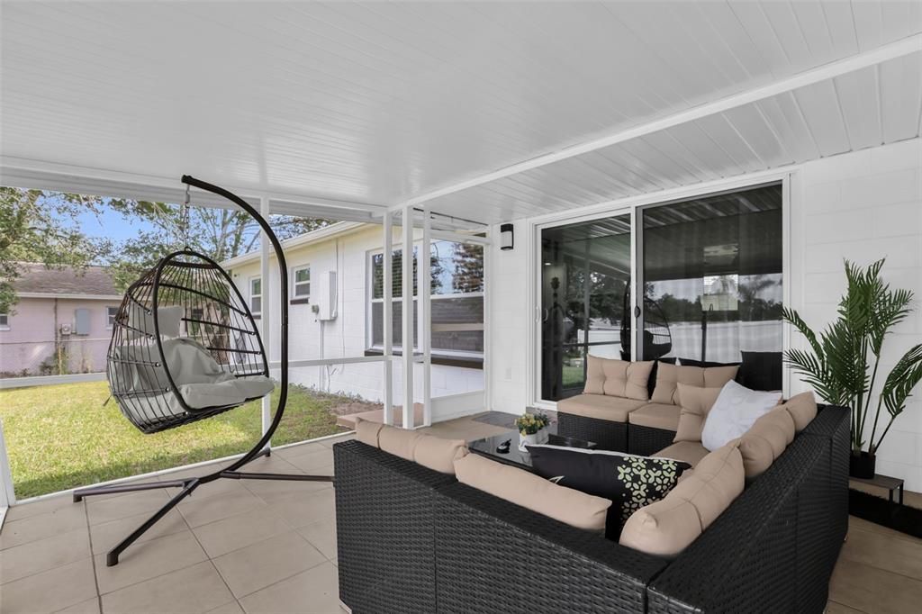 For Sale: $375,000 (3 beds, 2 baths, 1288 Square Feet)