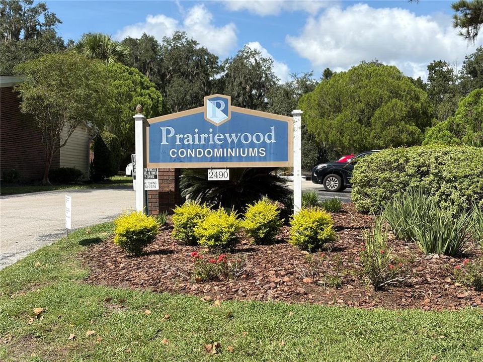 For Sale: $88,000 (1 beds, 1 baths, 548 Square Feet)