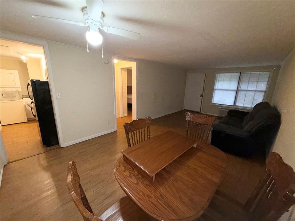 For Sale: $88,000 (1 beds, 1 baths, 548 Square Feet)