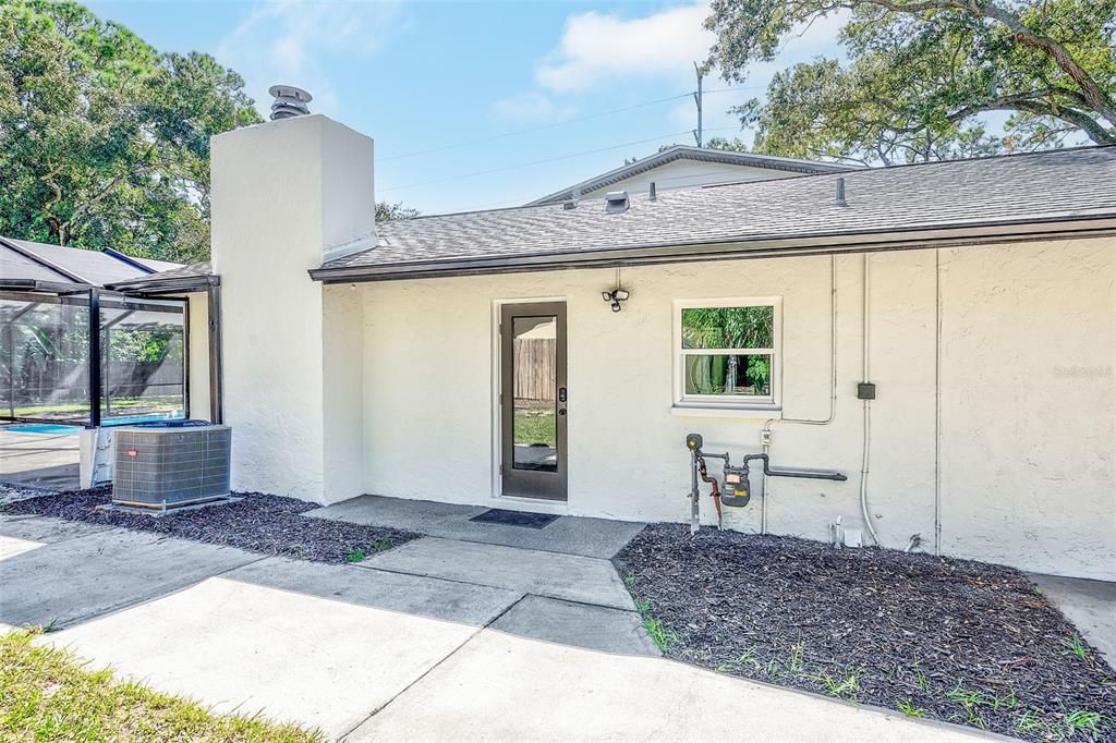 En Venta: $1,100,000 (6 camas, 3 baños, 3680 Pies cuadrados)