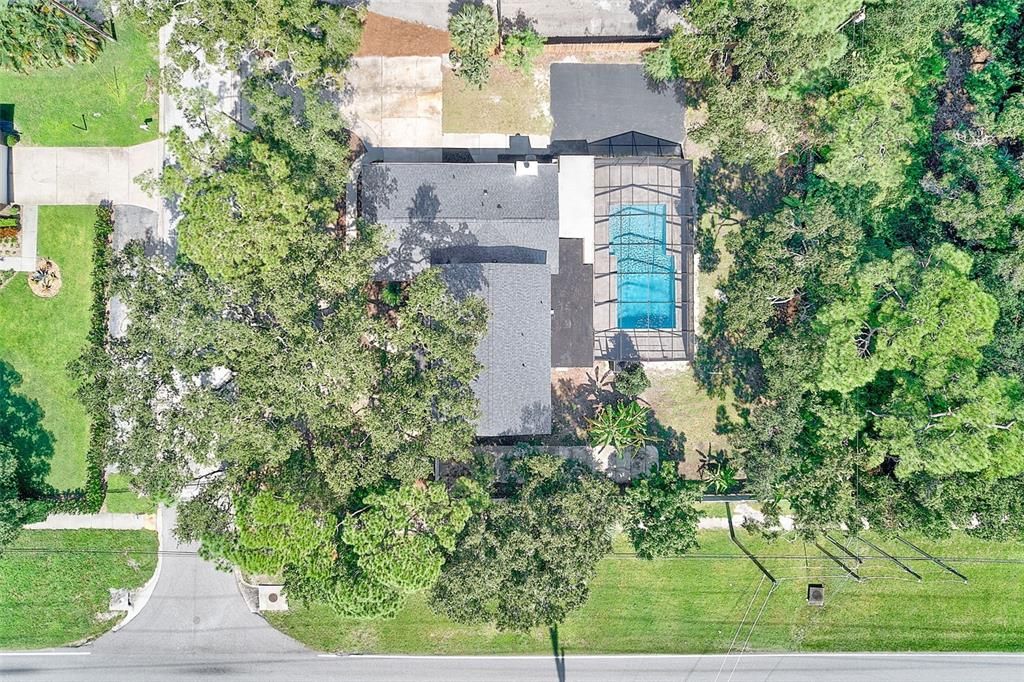 En Venta: $1,100,000 (6 camas, 3 baños, 3680 Pies cuadrados)