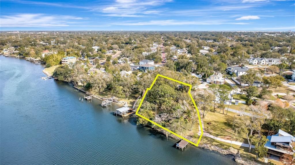 For Sale: $1,249,000 (0.47 acres)