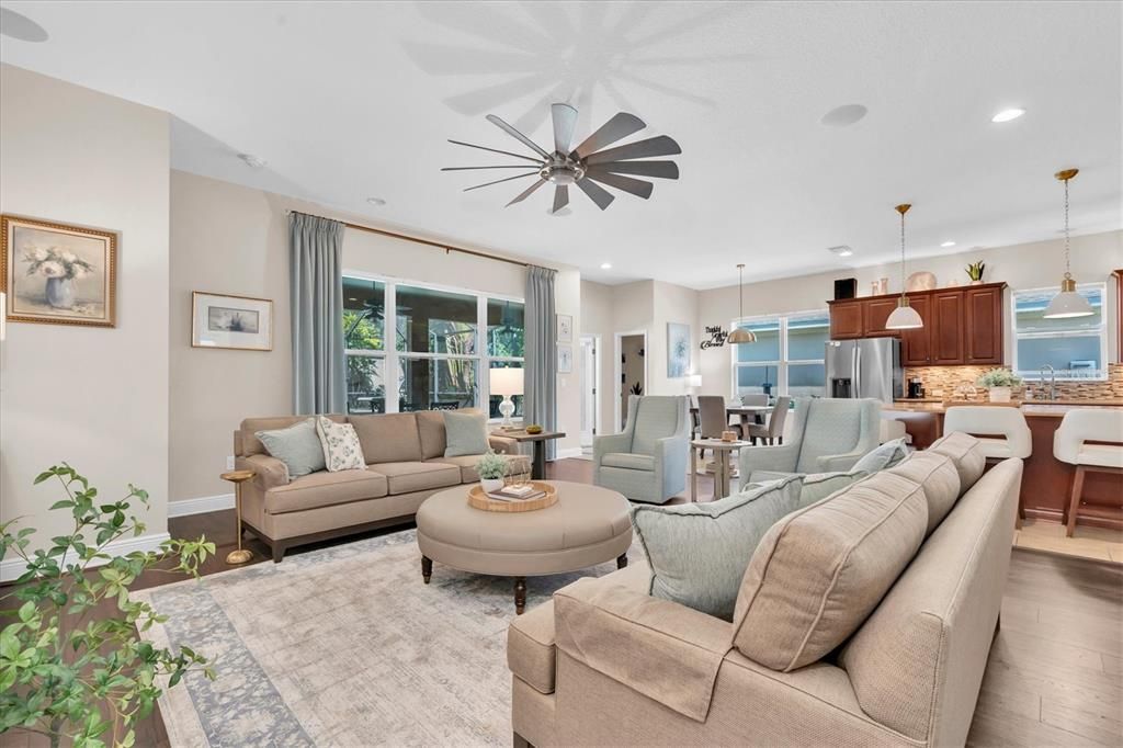 For Sale: $785,000 (4 beds, 3 baths, 3048 Square Feet)