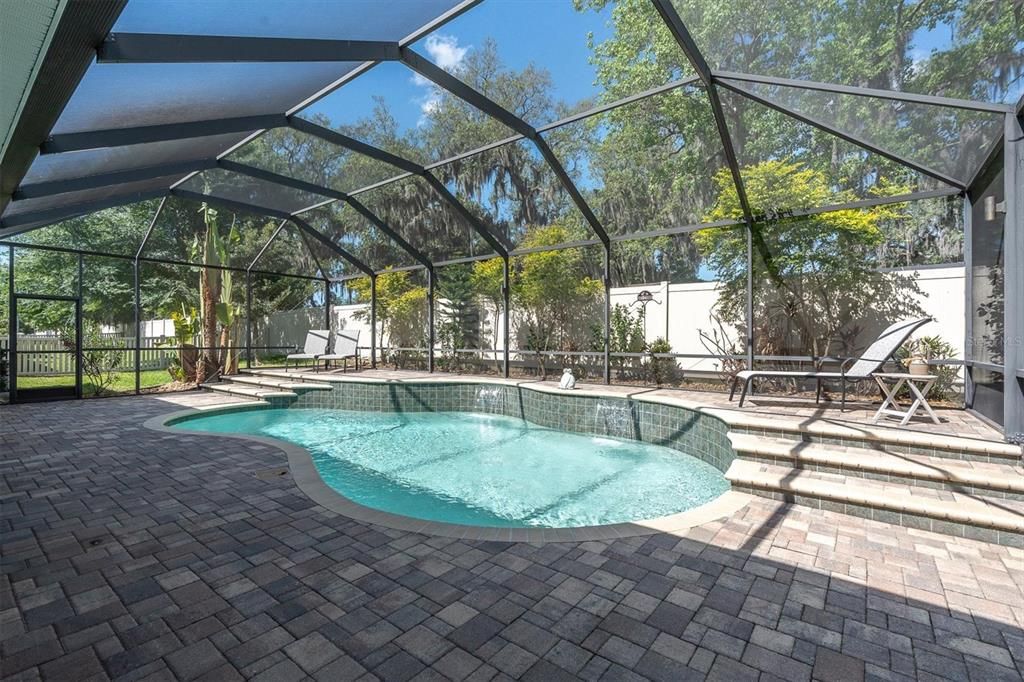 For Sale: $785,000 (4 beds, 3 baths, 3048 Square Feet)