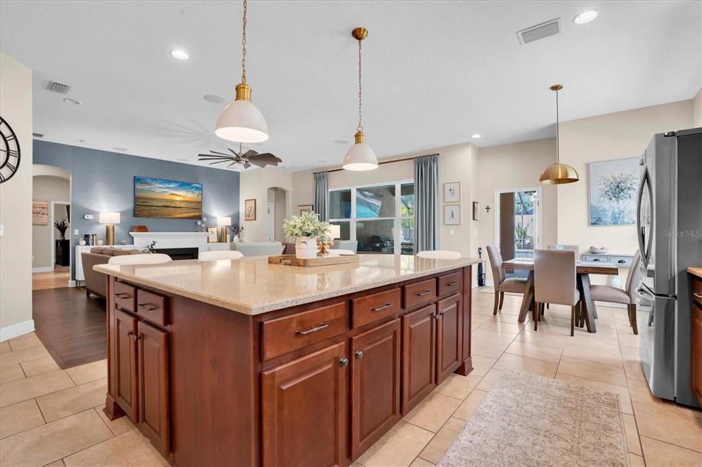 For Sale: $785,000 (4 beds, 3 baths, 3048 Square Feet)