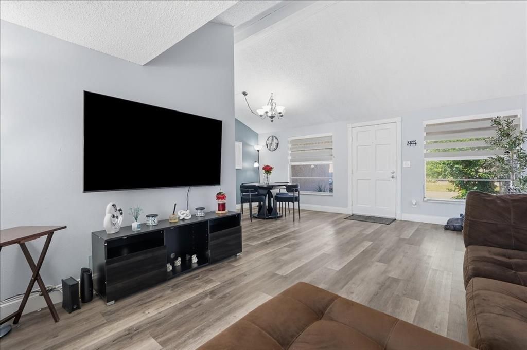 For Sale: $375,000 (2 beds, 0 baths, 1332 Square Feet)