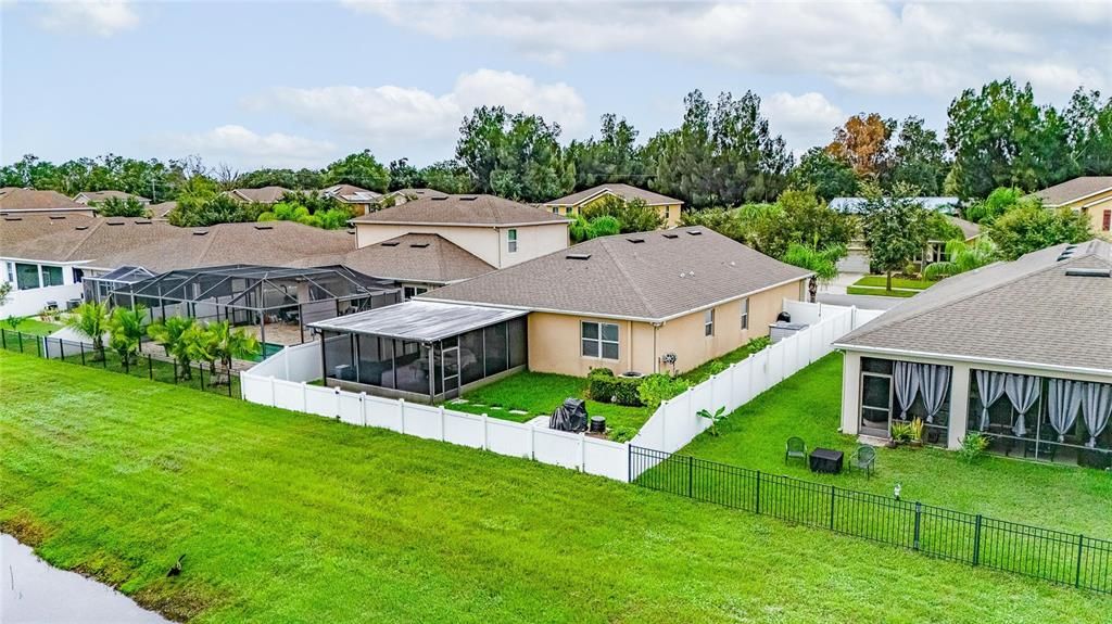 На продажу: $350,000 (3 спален, 2 ванн, 1838 Квадратных фут)
