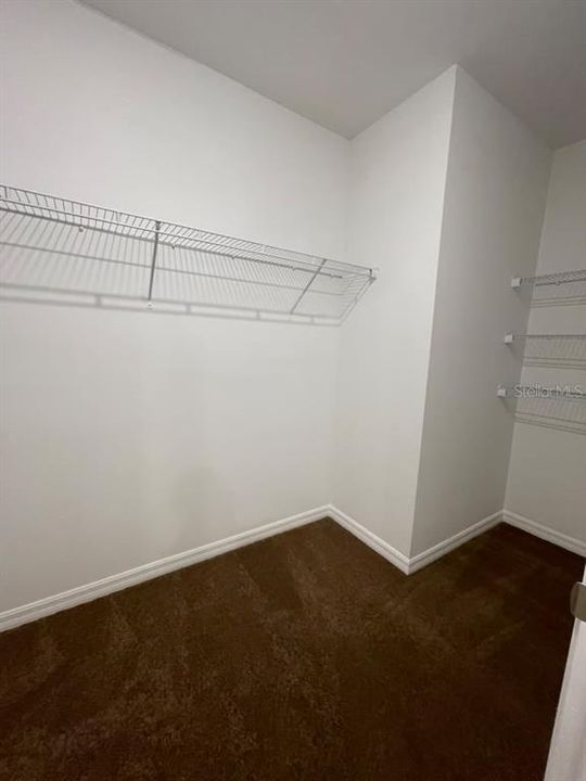 На продажу: $429,999 (5 спален, 3 ванн, 2601 Квадратных фут)
