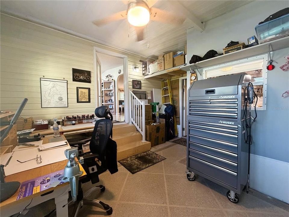 For Sale: $274,900 (2 beds, 2 baths, 1659 Square Feet)