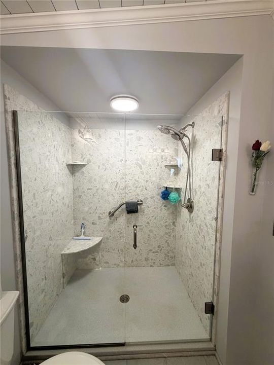 For Sale: $274,900 (2 beds, 2 baths, 1659 Square Feet)