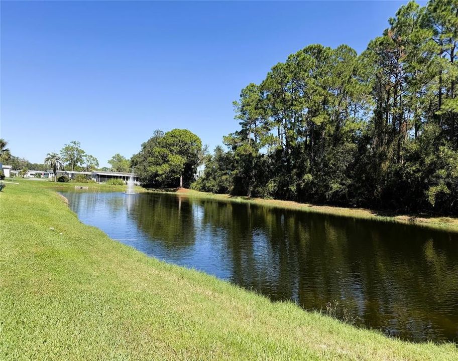 For Sale: $274,900 (2 beds, 2 baths, 1659 Square Feet)
