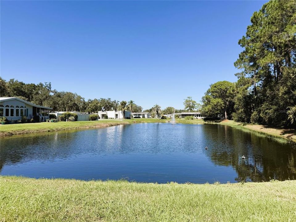 For Sale: $274,900 (2 beds, 2 baths, 1659 Square Feet)