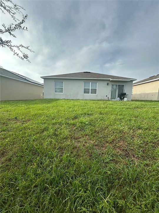 For Sale: $249,999 (4 beds, 2 baths, 1500 Square Feet)