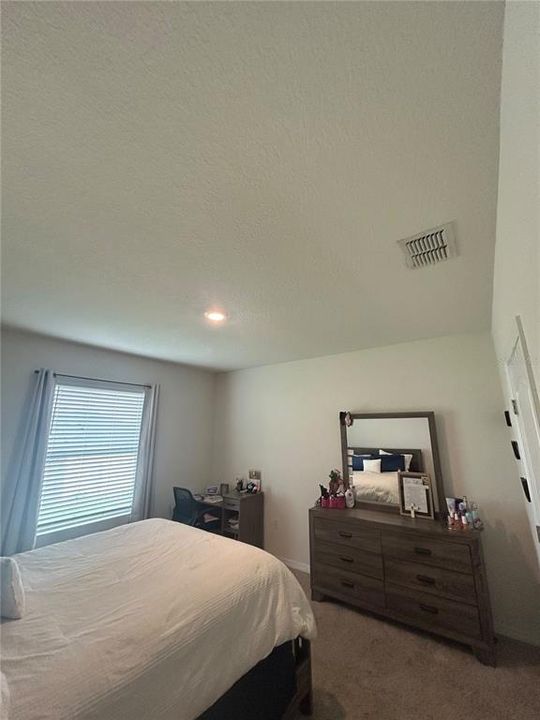For Sale: $249,999 (4 beds, 2 baths, 1500 Square Feet)