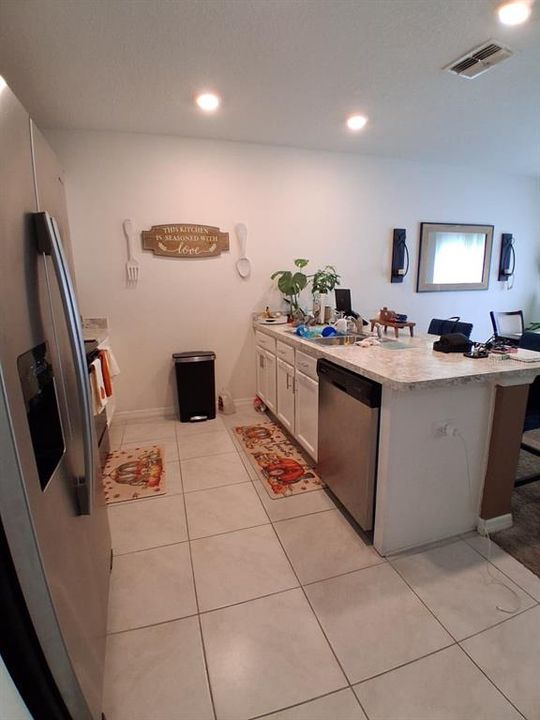 For Sale: $249,999 (4 beds, 2 baths, 1500 Square Feet)