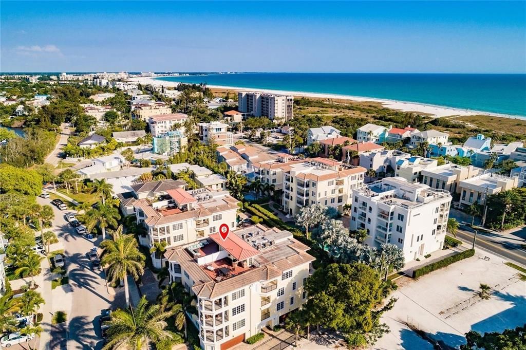 For Sale: $2,495,000 (4 beds, 3 baths, 3236 Square Feet)
