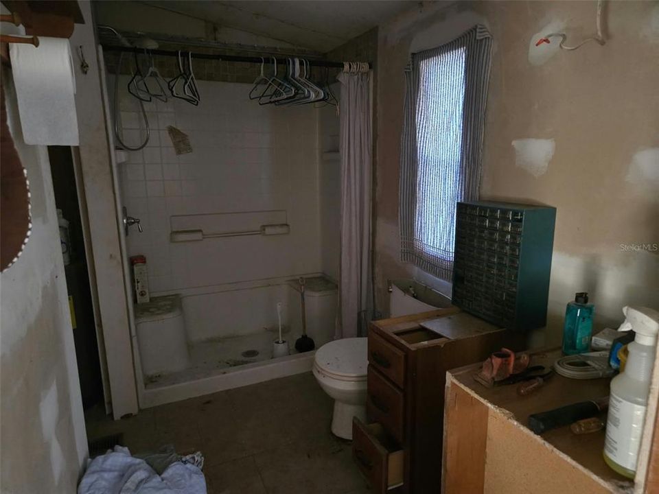 На продажу: $89,900 (2 спален, 2 ванн, 924 Квадратных фут)