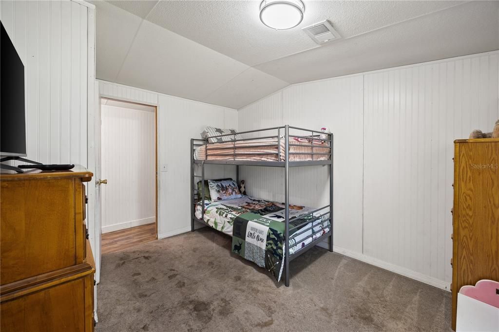 For Sale: $359,000 (3 beds, 2 baths, 980 Square Feet)