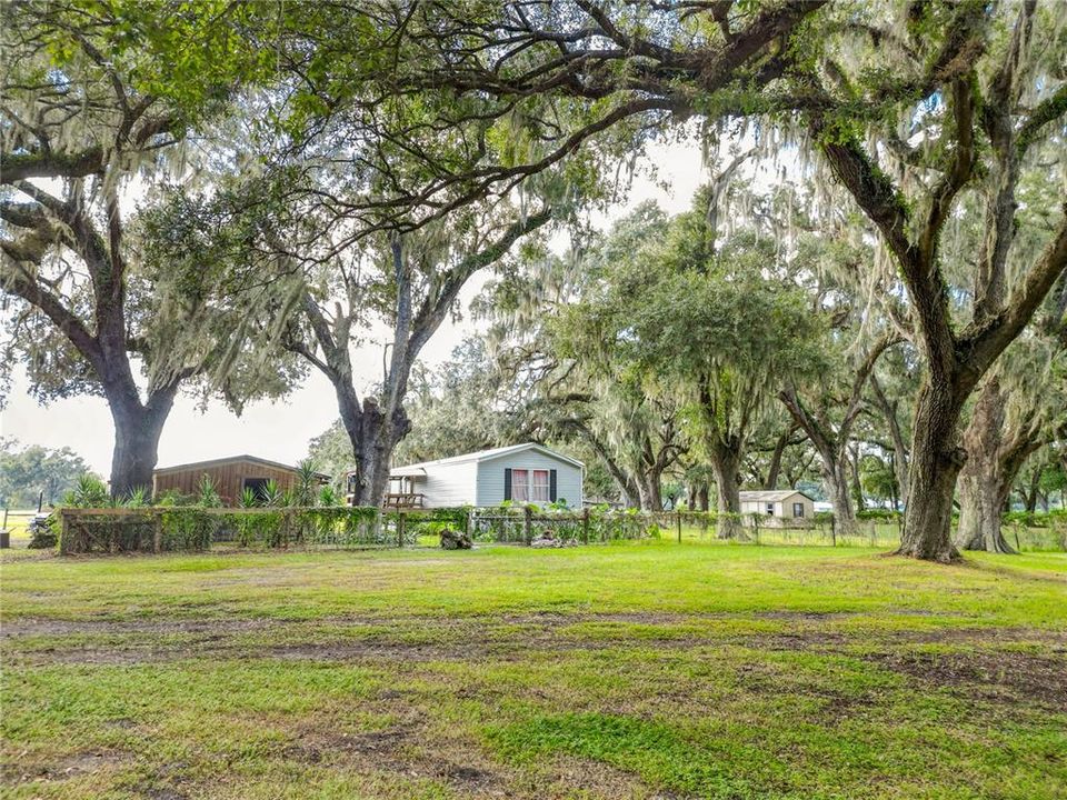 For Sale: $359,000 (3 beds, 2 baths, 980 Square Feet)