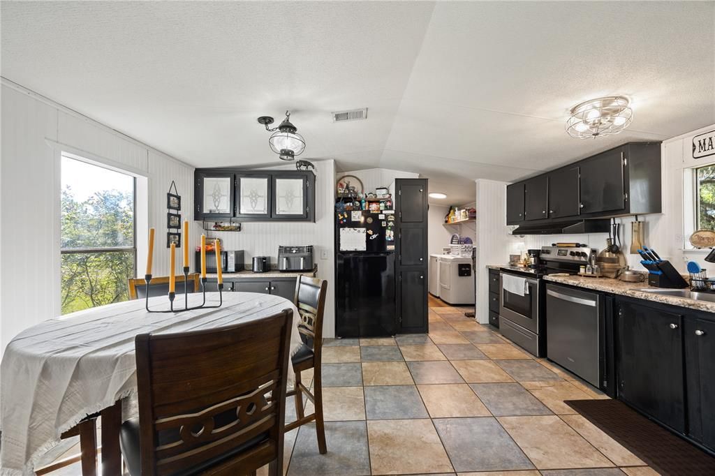 For Sale: $359,000 (3 beds, 2 baths, 980 Square Feet)