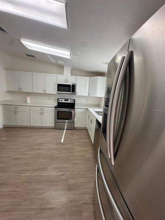 В аренду: $1,990 (2 спален, 2 ванн, 1512 Квадратных фут)