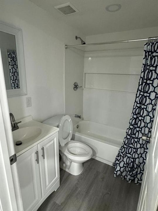 В аренду: $1,990 (2 спален, 2 ванн, 1512 Квадратных фут)