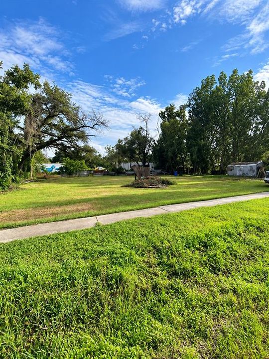 待售: $140,000 (0.36 acres)