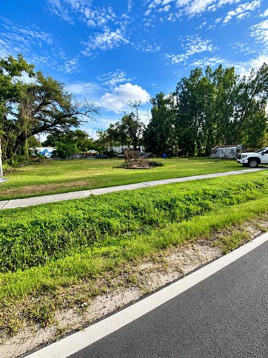 待售: $140,000 (0.36 acres)