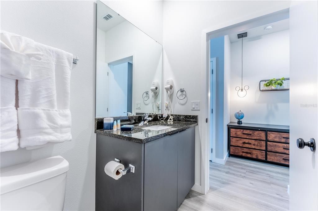 For Sale: $369,000 (3 beds, 3 baths, 1365 Square Feet)