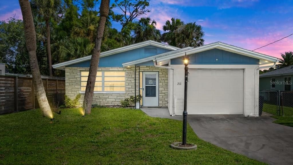 Activo con contrato: $239,900 (2 camas, 1 baños, 1022 Pies cuadrados)
