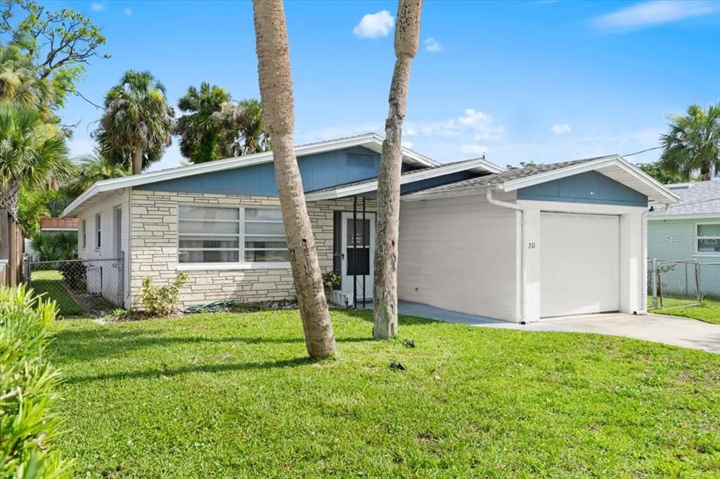 Activo con contrato: $239,900 (2 camas, 1 baños, 1022 Pies cuadrados)