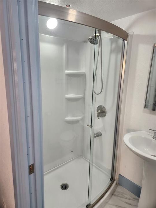 На продажу: $850,000 (4 спален, 2 ванн, 1674 Квадратных фут)