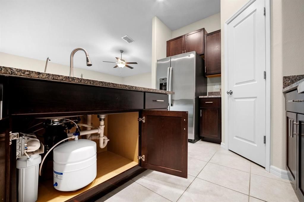For Sale: $299,900 (3 beds, 2 baths, 1540 Square Feet)