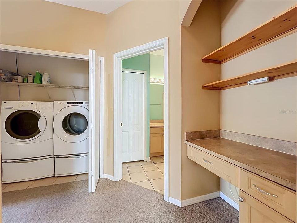 На продажу: $424,900 (3 спален, 2 ванн, 1746 Квадратных фут)