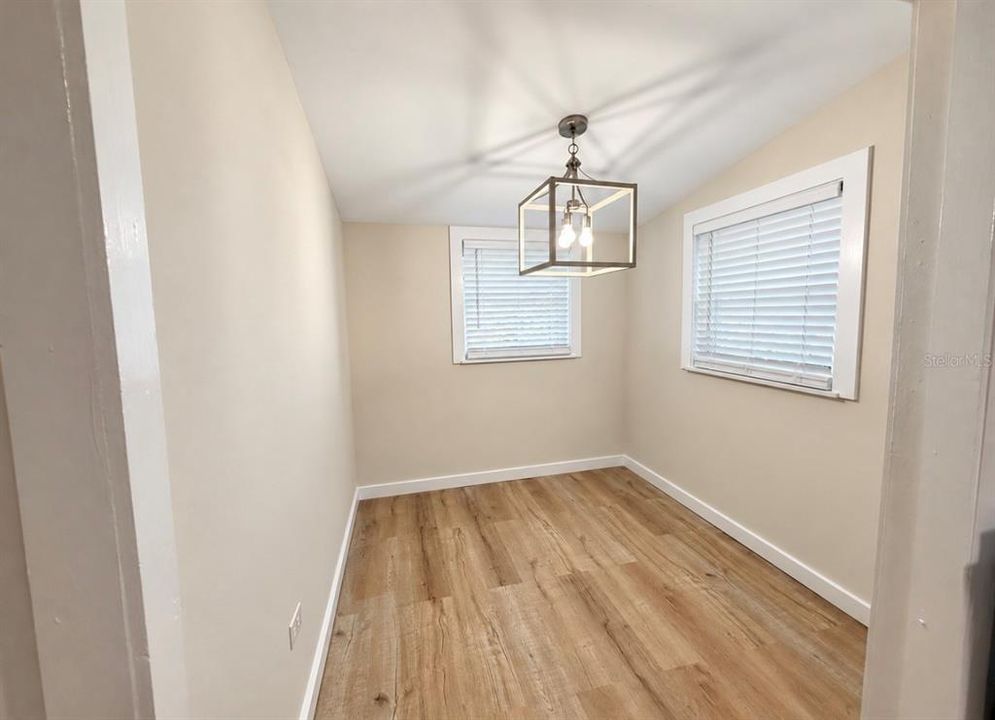 En Venta: $214,500 (2 camas, 1 baños, 792 Pies cuadrados)