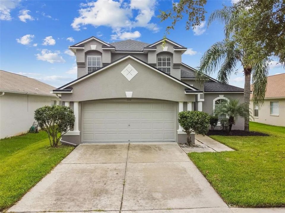 For Rent: $2,300 (3 beds, 2 baths, 1808 Square Feet)