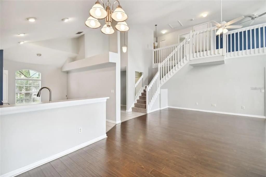 For Rent: $2,300 (3 beds, 2 baths, 1808 Square Feet)