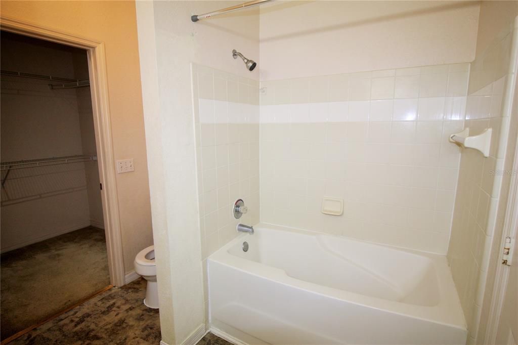 For Rent: $1,850 (3 beds, 2 baths, 1308 Square Feet)