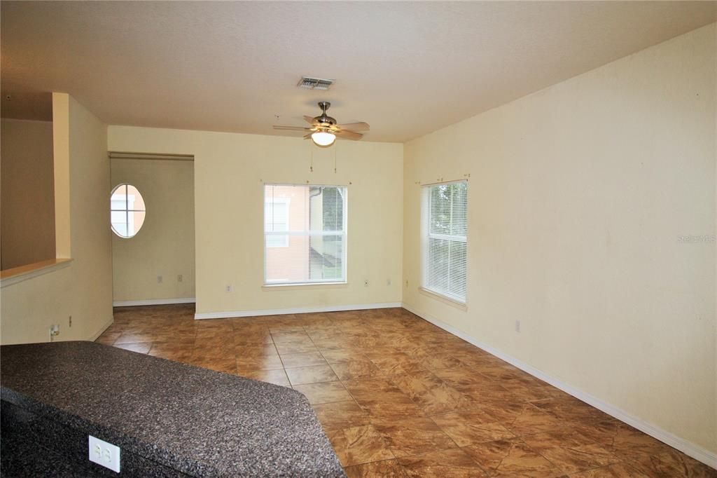 For Rent: $1,850 (3 beds, 2 baths, 1308 Square Feet)