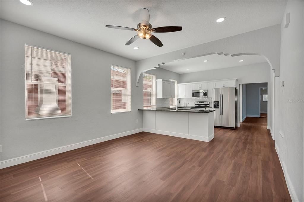 For Sale: $650,000 (8 beds, 0 baths, 2764 Square Feet)