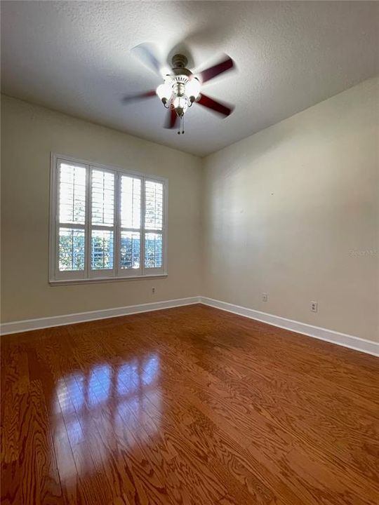 For Rent: $3,795 (5 beds, 3 baths, 3106 Square Feet)