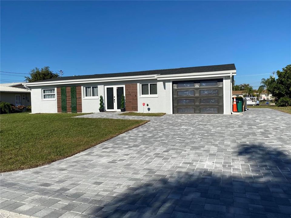 На продажу: $599,000 (3 спален, 2 ванн, 2697 Квадратных фут)