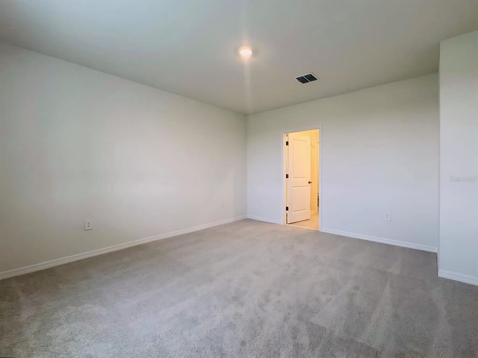 В аренду: $3,000 (4 спален, 2 ванн, 2168 Квадратных фут)
