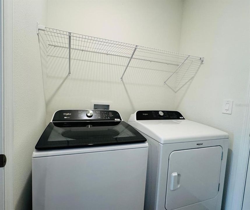 В аренду: $3,000 (4 спален, 2 ванн, 2168 Квадратных фут)
