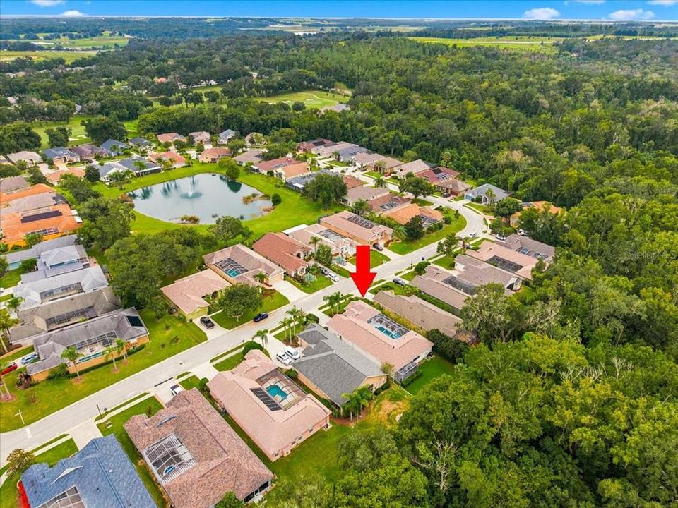 En Venta: $570,000 (3 camas, 3 baños, 2103 Pies cuadrados)