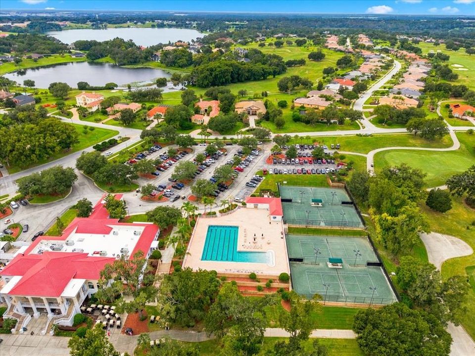 En Venta: $570,000 (3 camas, 3 baños, 2103 Pies cuadrados)