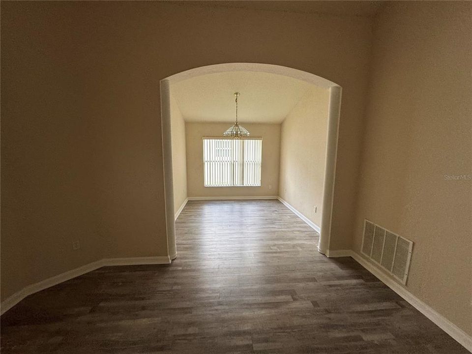 В аренду: $2,495 (3 спален, 2 ванн, 1746 Квадратных фут)